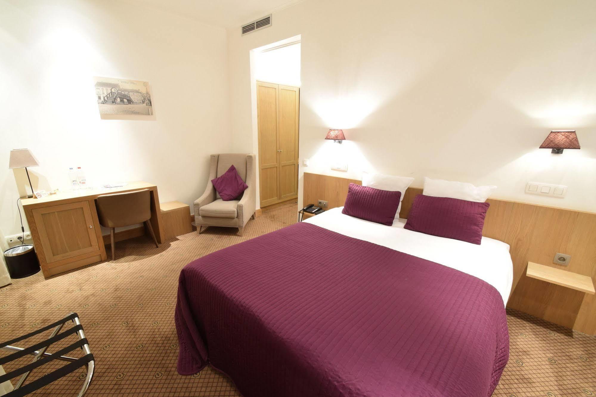 Hotel Geeraard 게라즈베르겐 외부 사진